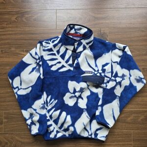Patagonia Blue and White Crewneck Sweater